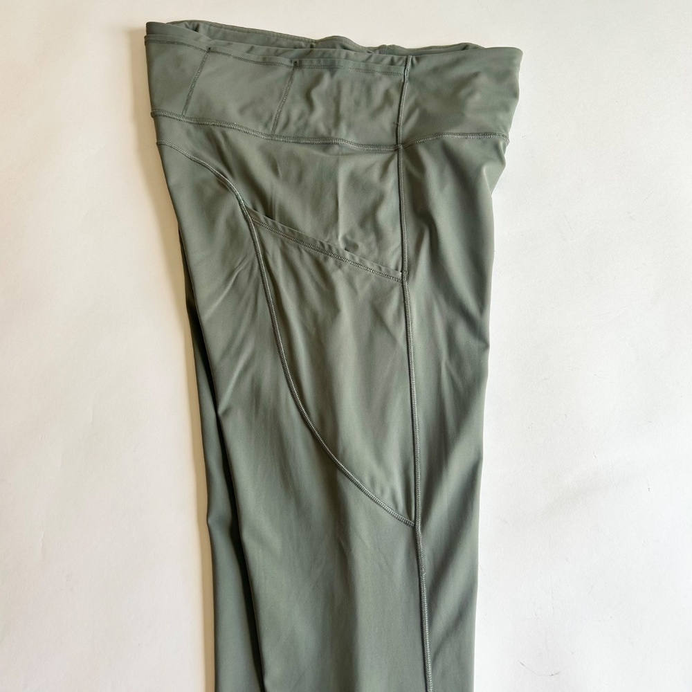 lululemon athletica Green Leggings - Picture 8 of 16